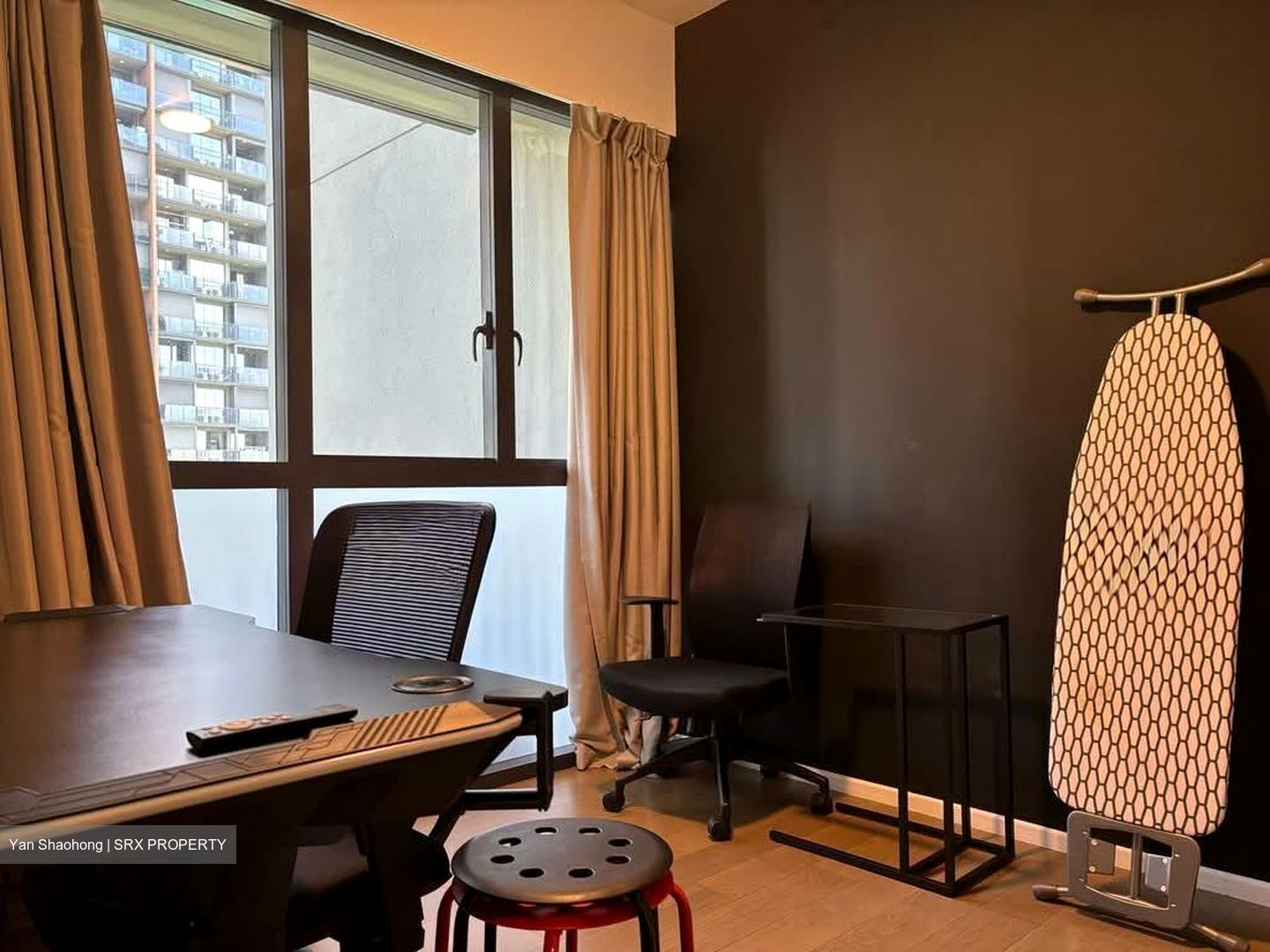 Sims Avenue (D14), Condominium #558261061